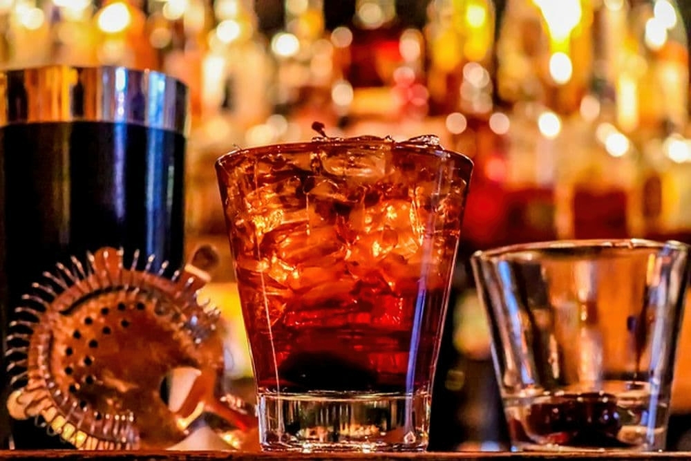 Pouring Opportunities: Find Bartending Jobs in Fort Worth